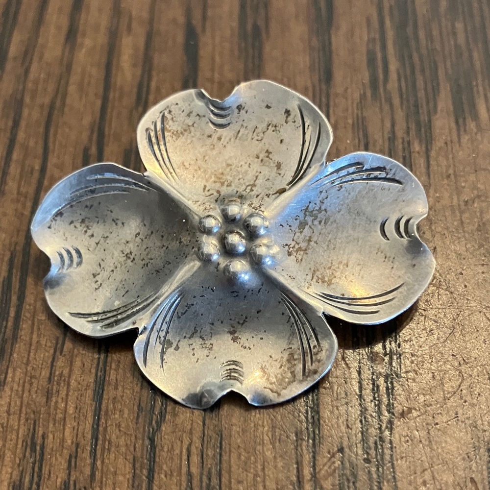 Stuart Nye Vintage Sterling Brooch Pin